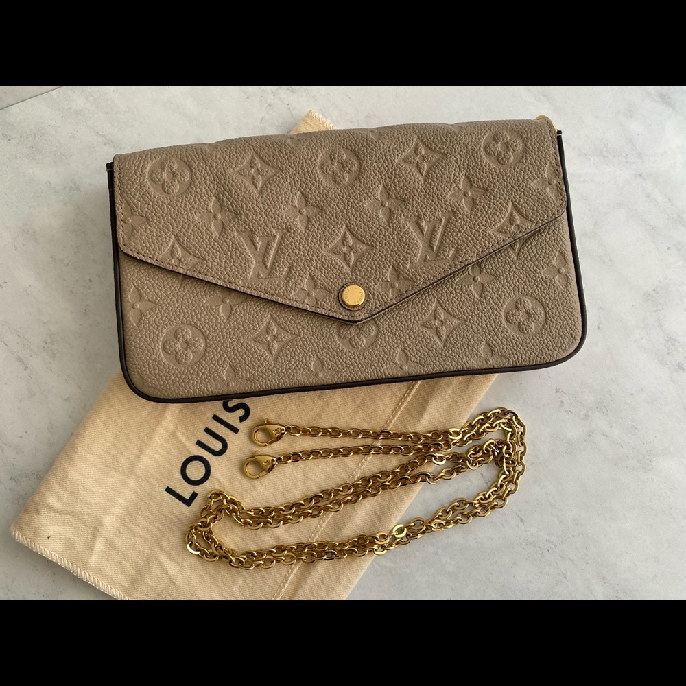 ❗️SOLD❗️Pochette Felicie - Picture 1 of 15